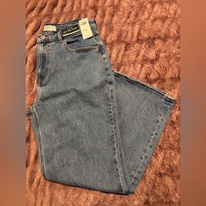 Abercrombie & Fitch Curve Love High-Rise 90s Relaxed